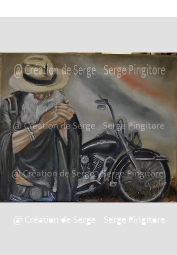 Biker au chapeau beige
